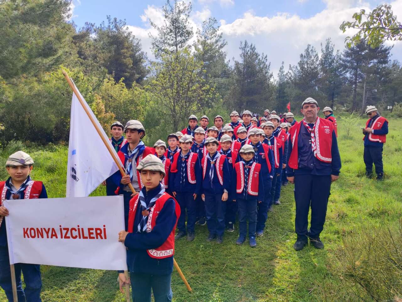 Meramlı izciler 111 yıl sonra Çanakkale’de 57. Alayın izinden yürüdü 3